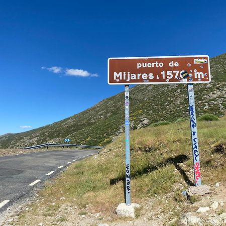 Mirador Del Tietar Lägenhet Mijares  Exteriör bild